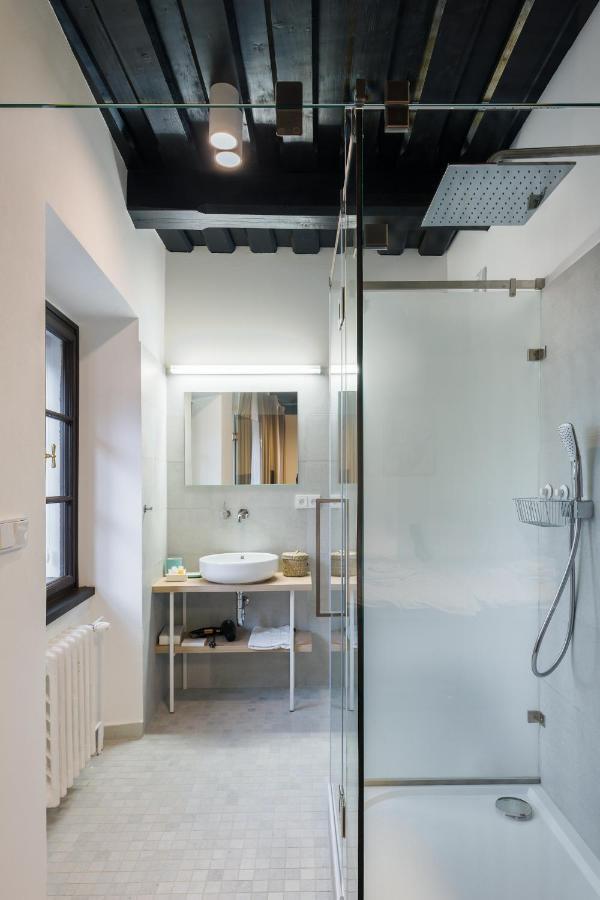 Fancy Apartments By Prague Castle المظهر الخارجي الصورة