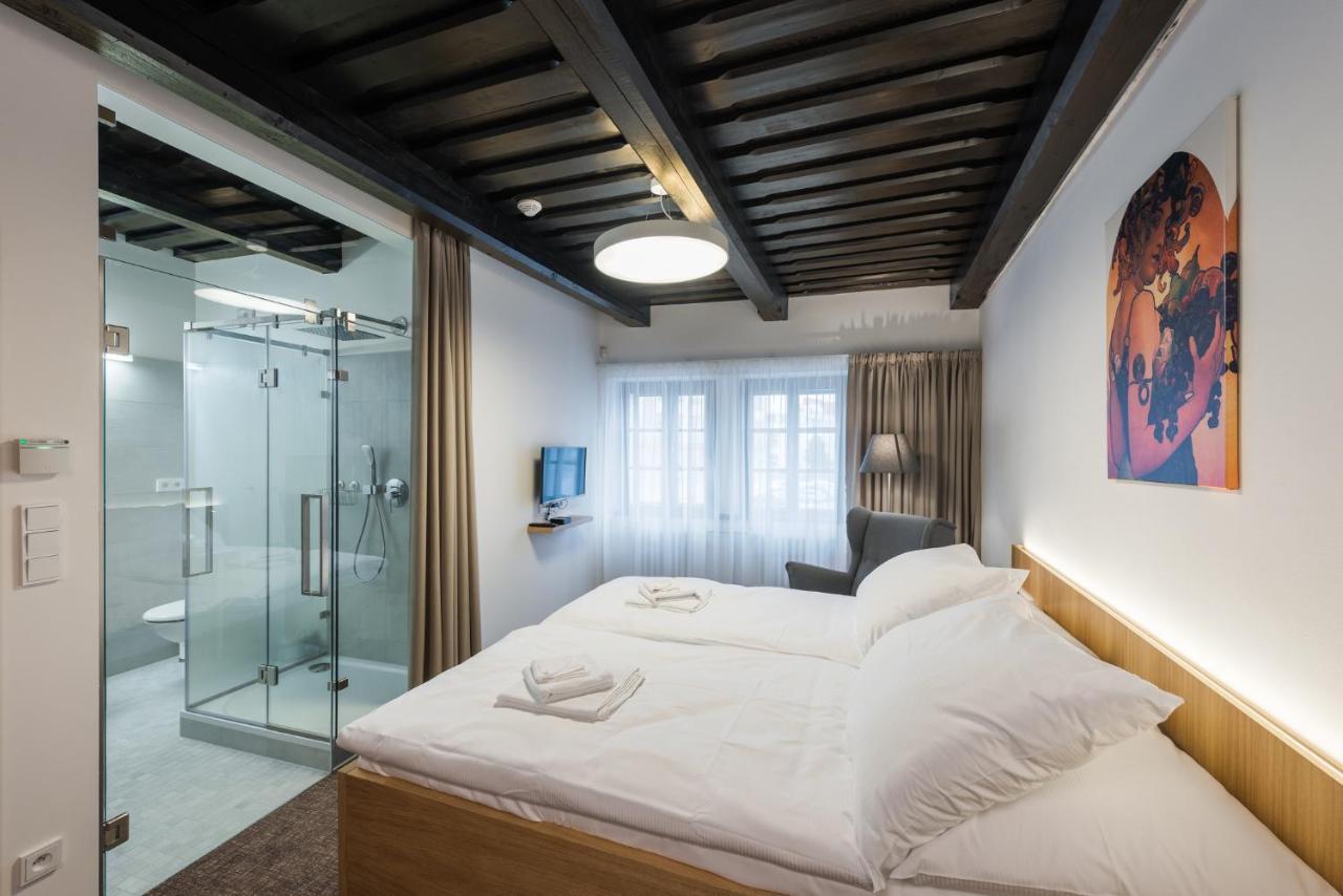 Fancy Apartments By Prague Castle المظهر الخارجي الصورة